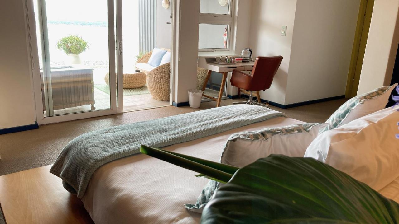 ハートビーズポート Mister C Bed & Breakfast エクステリア 写真